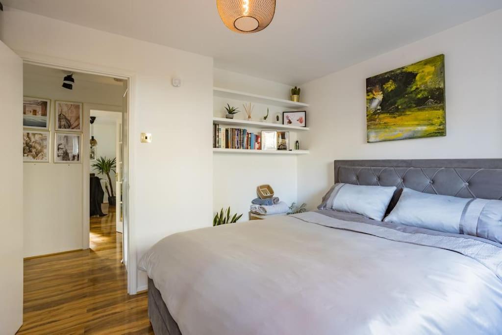 Bright &Spacious One Bedroom Flat Off Canary Wharf London Exterior foto